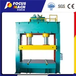 Mașină de pre-presare pentru placaj